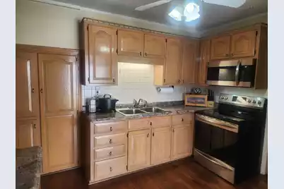 5825 Moore Street, Hanahan, SC 29410 - Photo 4