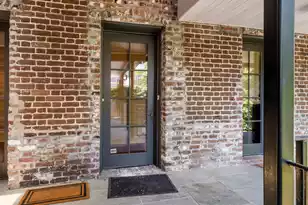 348 King St #I, Charleston, SC 29401 - Photo 2