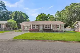 123 Wessex Dr, Goose Creek, SC 29445 - Photo 2
