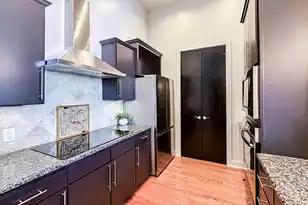 150 Bee Street, Charleston, SC 29401 - Photo 4