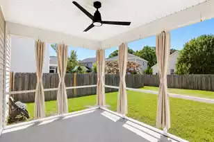 3573 Locklear Ln, Mount Pleasant, SC 29466 - Photo 40