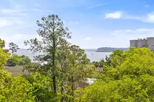 136 Fairbanks Oak Alley #4B, Daniel Island, SC 29492 - Photo 2