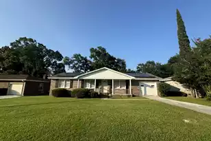 4220 Oakridge Dr, North Charleston, SC 29418 - Photo 1