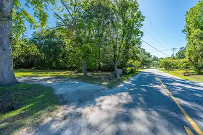 1536 A Boston Grill Road, Mount Pleasant, SC 29466 - Photo 10