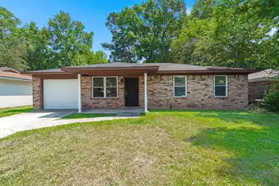 110 Bee Street, Summerville, SC 29483 - Photo 1