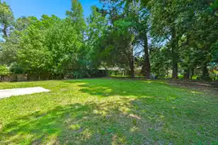 110 Bee St, Summerville, SC 29483 - Photo 4