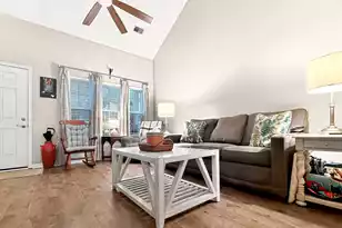 300 Yellow Hawthorn Cir, Summerville, SC 29483 - Photo 10