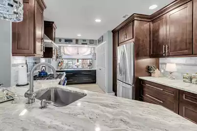 1819 Parc Vue, Mount Pleasant, SC 29464 - Photo 8