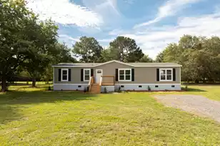 310 Michelle St, Eutawville, SC 29048 - Photo 2