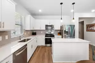 732 Meadowbrook Ln, Summerville, SC 29486 - Photo 6