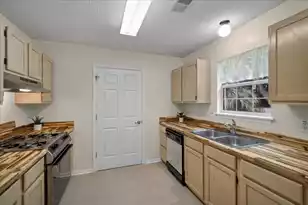 1082 Old Battery Cir, Charleston, SC 29412 - Photo 16