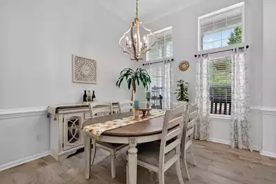 1561 Ashley Garden Boulevard, Charleston, SC 29414 - Photo 10