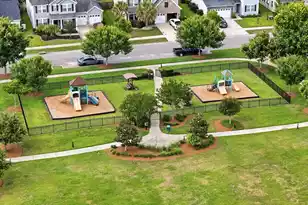 517 Spanish Wells Rd, Summerville, SC 29486 - Photo 22