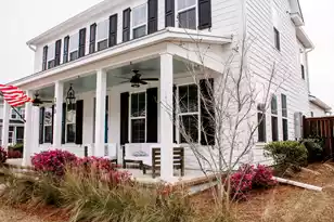 393 Oak Park St, Summerville, SC 29483 - Photo 2