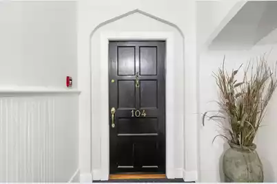 67 Legare Street #104, Charleston, SC 29401 - Photo 10