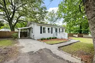 5736 Allison Ave, Hanahan, SC 29410 - Photo 6