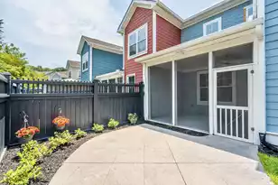 2069 Kings Gate Ln, Mount Pleasant, SC 29466 - Photo 14