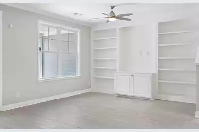 2069 Kings Gate Lane, Mount Pleasant, SC 29466 - Photo 14