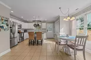 1307 Broad St, Beaufort, SC 29902 - Photo 10
