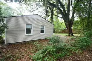 906 Woodward Ave, Beaufort, SC 29902 - Photo 18