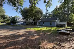 3633 Zacoma Rd, Mount Pleasant, SC 29466 - Photo 2