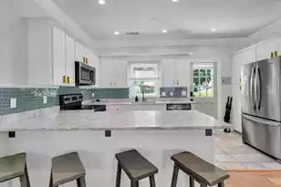 1462 Point Ln N, Mount Pleasant, SC 29464 - Photo 16