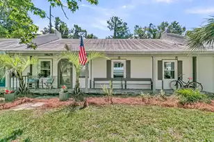 1462 Point Ln N, Mount Pleasant, SC 29464 - Photo 1