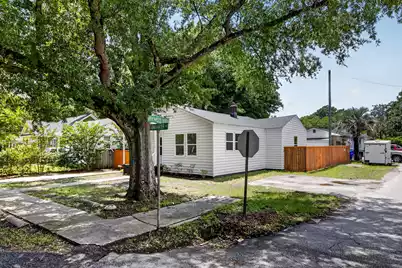 2116 Commander Road, North Charleston, SC 29405 - Photo 2
