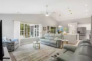 1116 Old Course Ln, Mount Pleasant, SC 29466 - Photo 6