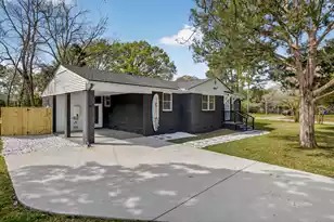 1949 Swift Ave, Charleston, SC 29407 - Photo 32
