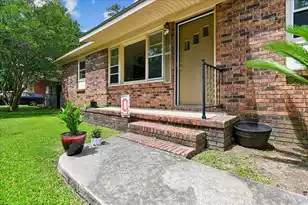 537 Hansford Dr, Goose Creek, SC 29445 - Photo 4
