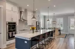 549 Cooper Village Ln, Mount Pleasant, SC 29464 - Photo 10