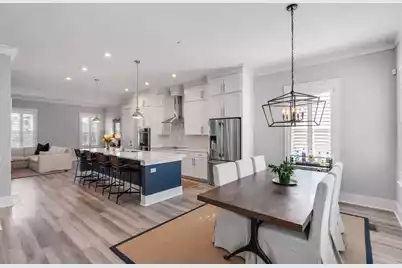 549 Cooper Village Lane, Mount Pleasant, SC 29464 - Photo 8