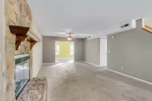 105 Bridgecreek Dr, Goose Creek, SC 29445 - Photo 6