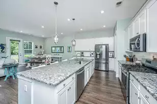 3044 Emma Ln, Mount Pleasant, SC 29466 - Photo 4