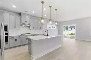 437 Radiant Blue Wy, Summerville, SC 29486 - Photo 6