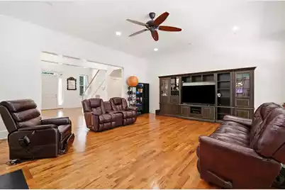 1404 Leisure Drive, Summerville, SC 29486 - Photo 8