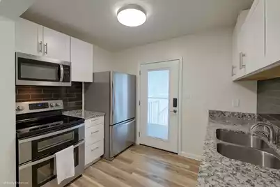 2128 Courtland Avenue, Charleston, SC 29403 - Photo 32