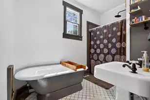650 Hampton St, Elloree, SC 29047 - Photo 20