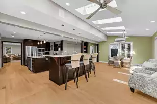 354 Molasses Ln, Mount Pleasant, SC 29464 - Photo 6