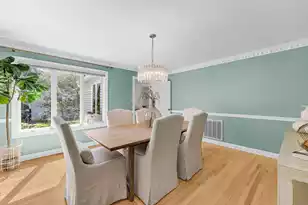 354 Molasses Ln, Mount Pleasant, SC 29464 - Photo 8