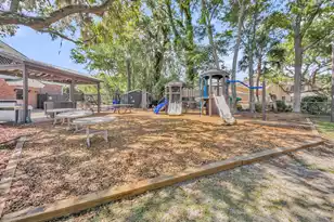 354 Molasses Ln, Mount Pleasant, SC 29464 - Photo 58