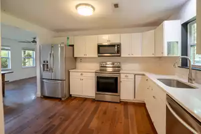 300 End Drive W, Moncks Corner, SC 29461 - Photo 6
