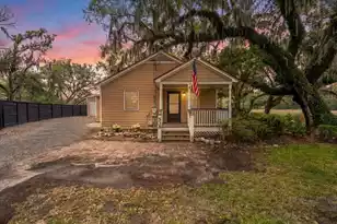 538 River Rd, Johns Island, SC 29455 - Photo 1