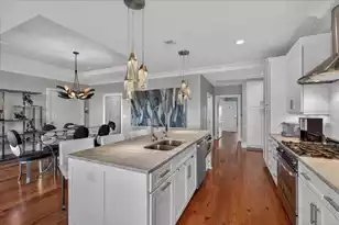 155 Wingo Way, Mount Pleasant, SC 29464 - Photo 8