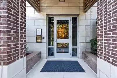 155 Wingo Way #467, Mount Pleasant, SC 29464 - Photo 2