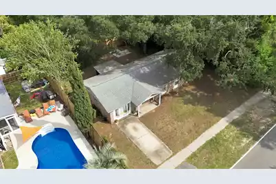 616 Center Street, Mount Pleasant, SC 29464 - Photo 4