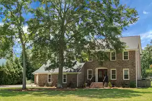 1154 Plantation Ln, Mount Pleasant, SC 29464 - Photo 2