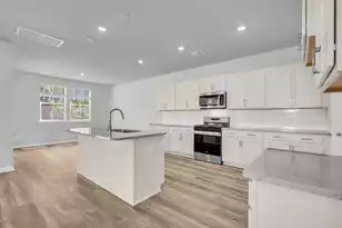 223 Hungerford Dr, Summerville, SC 29486 - Photo 10