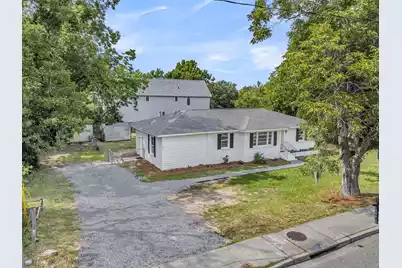 1602 Rifle Range Road, Mount Pleasant, SC 29464 - Photo 8